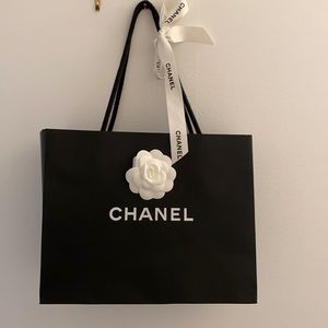 Chanel shopping bag